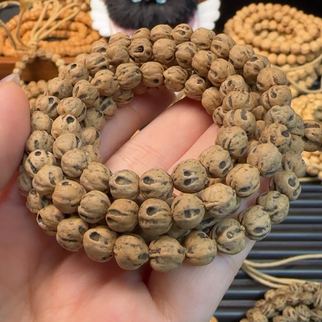 R***k柏香籽/百香籽吊坠