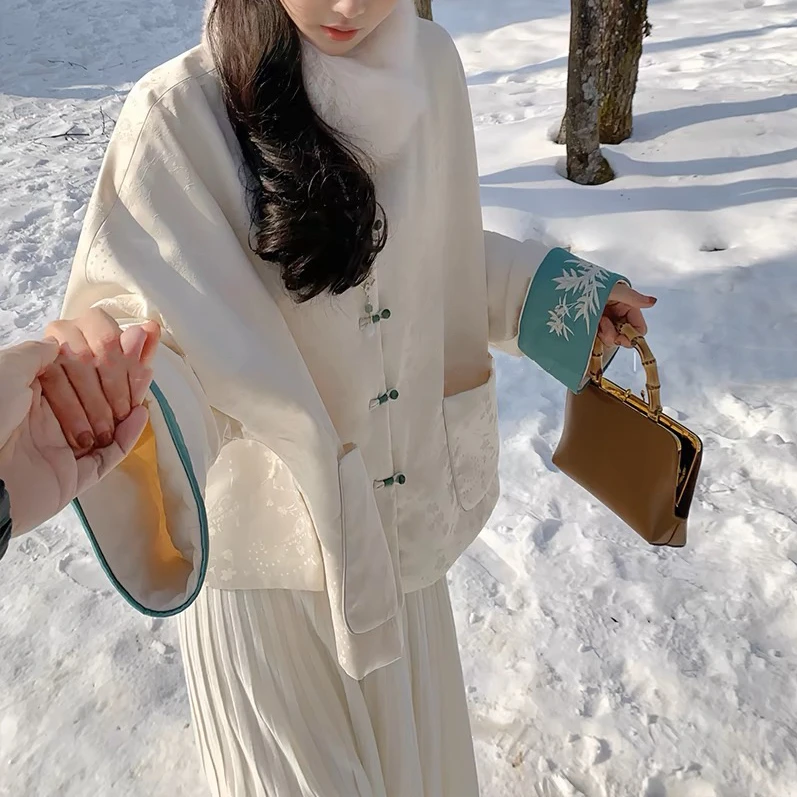 暮亭雪 深圳南油新中式刺绣盘扣女春季气质短款外套春夏中国风