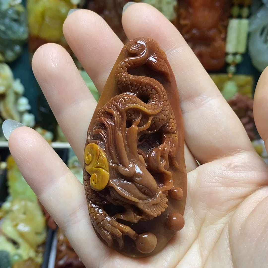 岫玉未镶嵌吊坠(赠链)