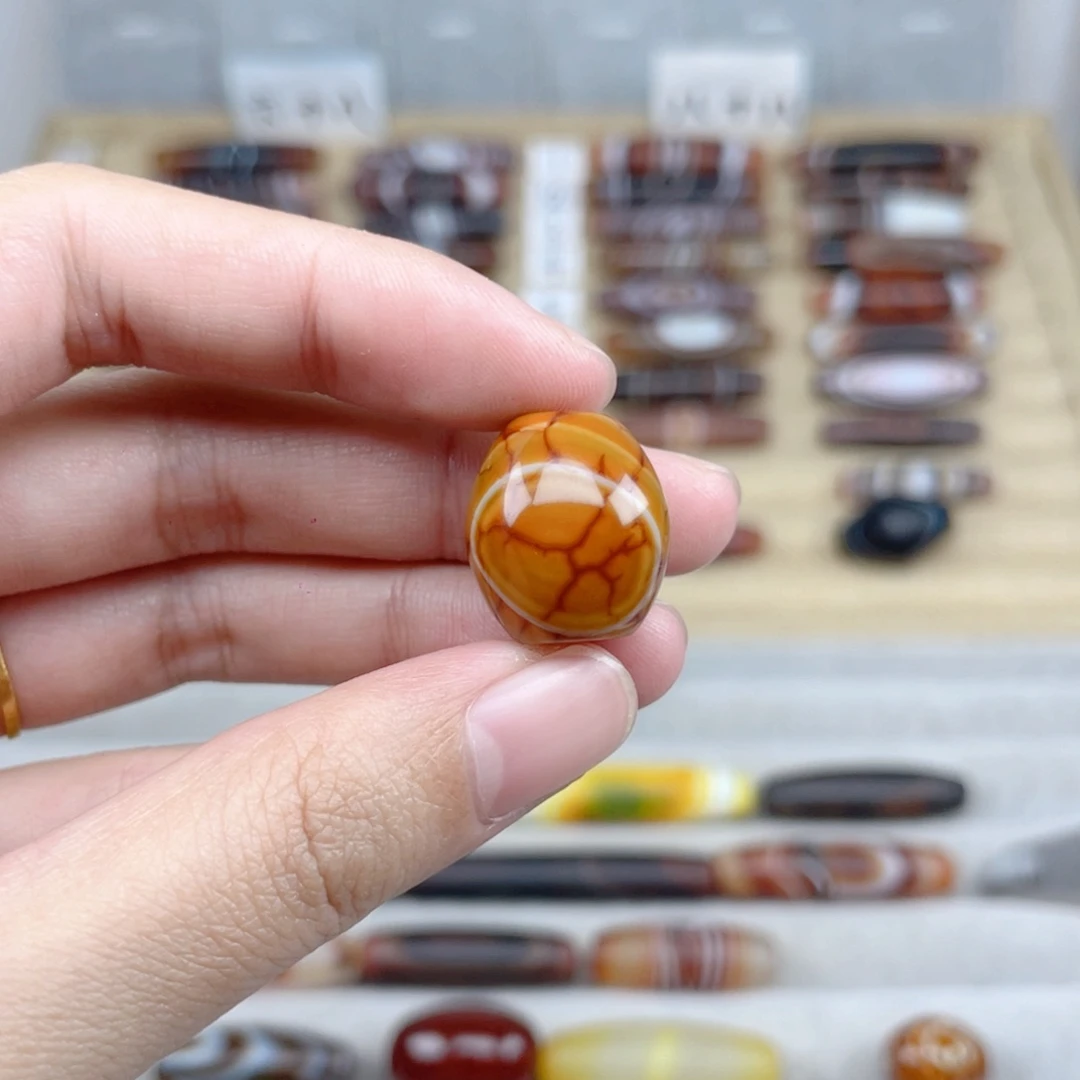用***7玛瑙/玉髓合金颈饰