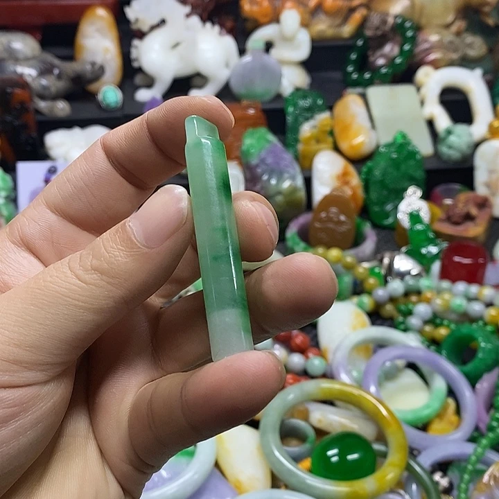 颈饰未镶嵌翡翠官方正规军回血放漏