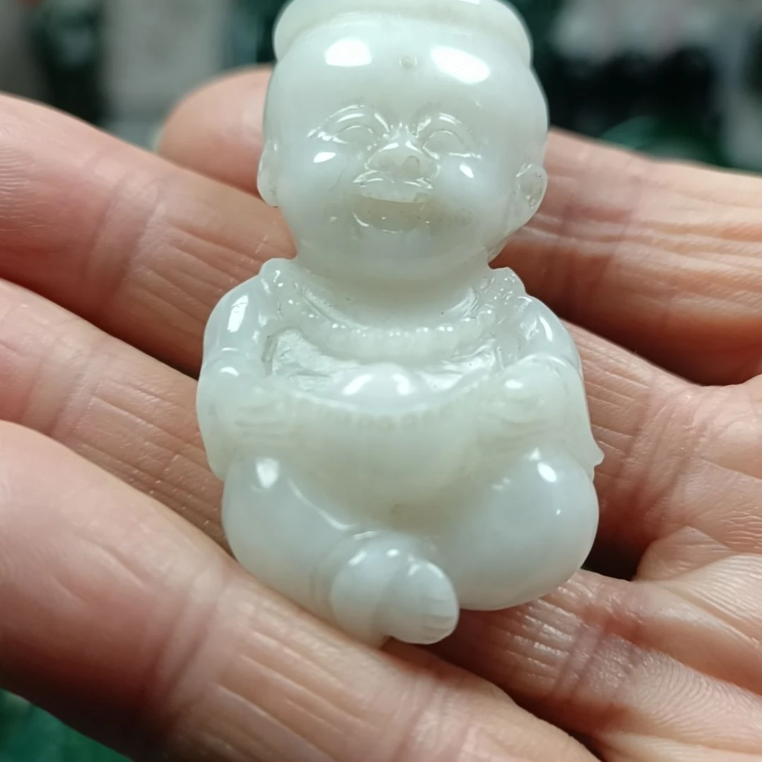 独山玉未镶嵌善财童子