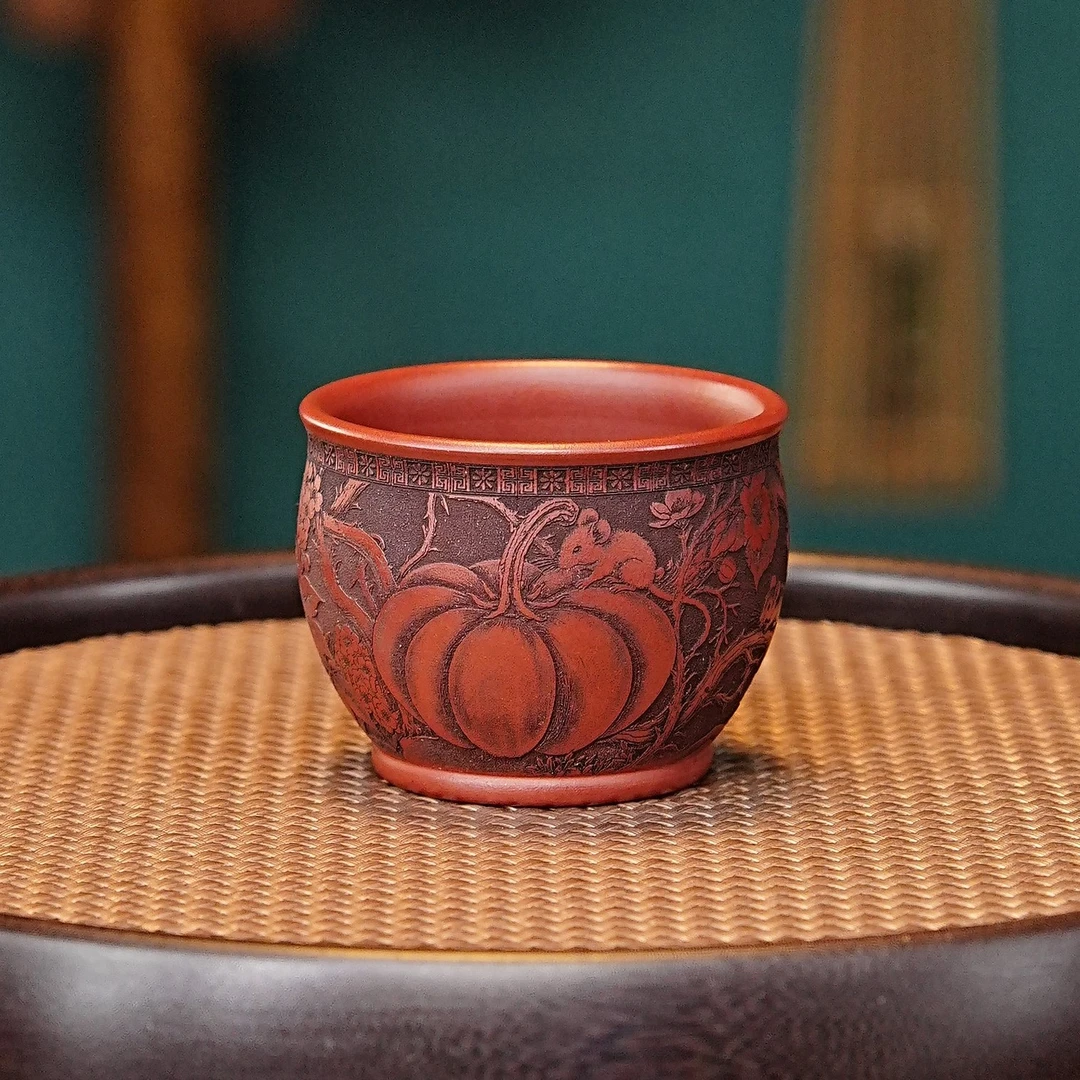 宜兴全手工紫砂茶具 原矿紫玉金砂泥料刻绘鼠主人杯品茗杯喝茶杯