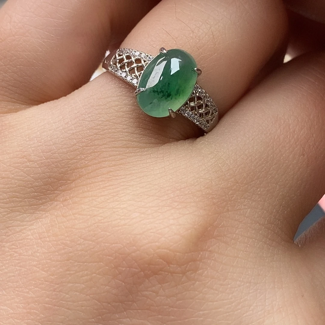 翡翠未镶嵌戒指翡翠