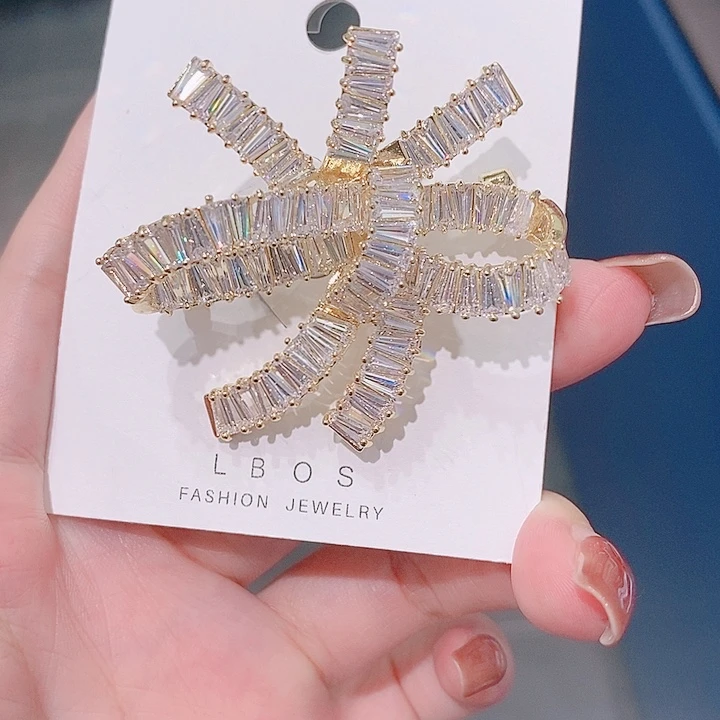 锆石铜合金蝴蝶结大号胸针