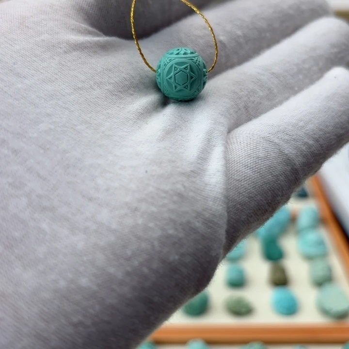 未镶嵌绿松石珠宝奇石