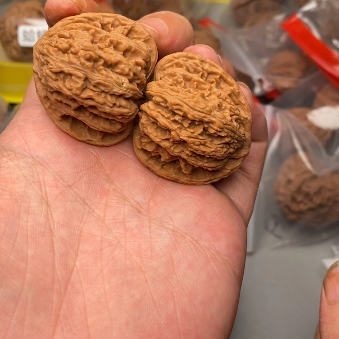 文玩核桃把件密文