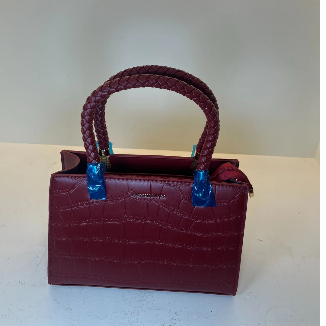 红色女包 手提包 颜色规格随机 WF