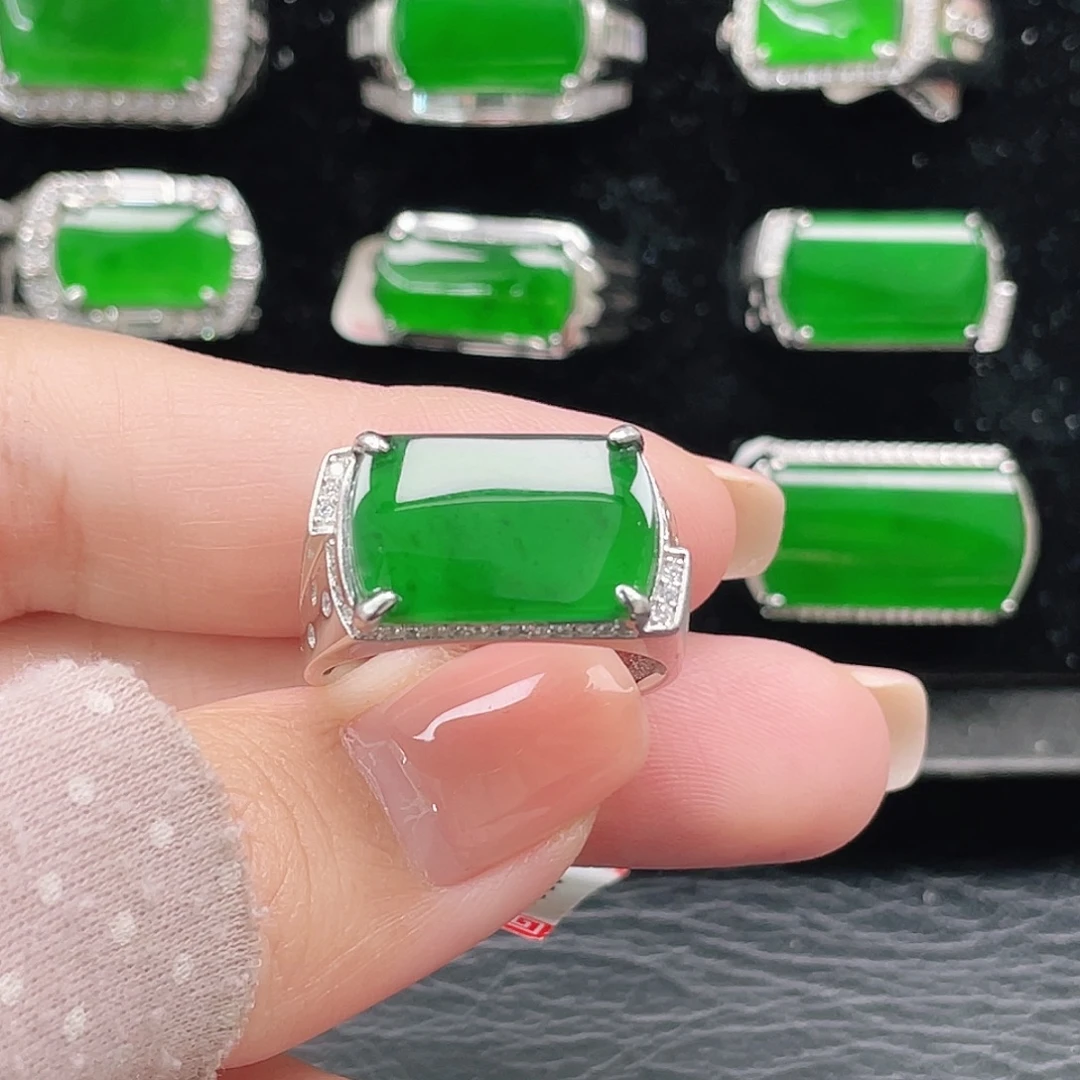 翡翠银S925镶嵌戒指天然A货翡翠没运费险4022