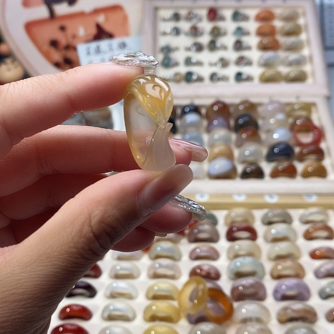 用***1未镶嵌戒指玛瑙/玉髓B 11不退换港21