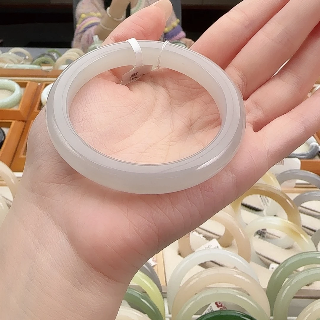 和田玉未镶嵌手镯冰云烟 起光 57