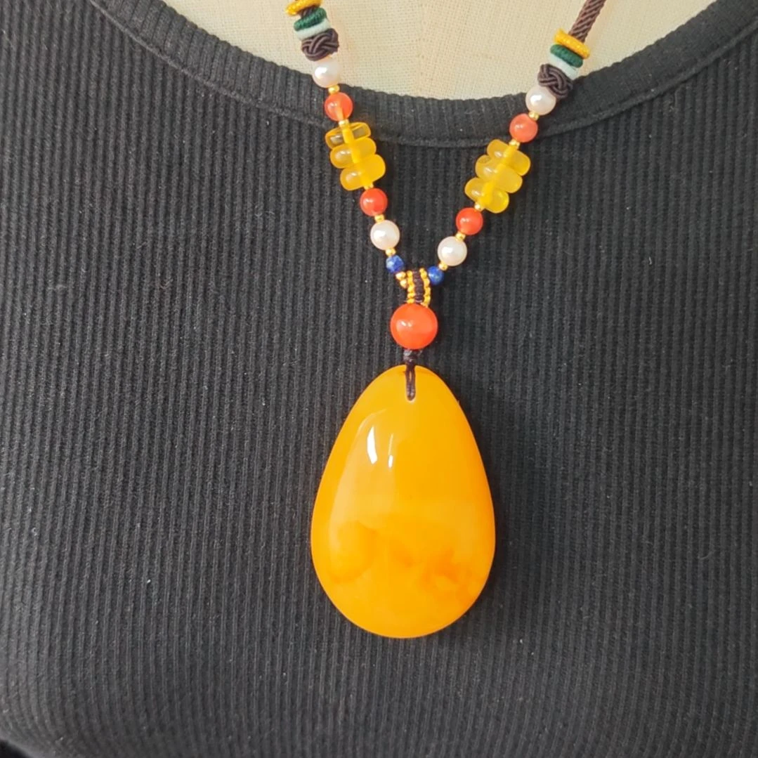 蜜蜡吊坠(赠链)未镶嵌