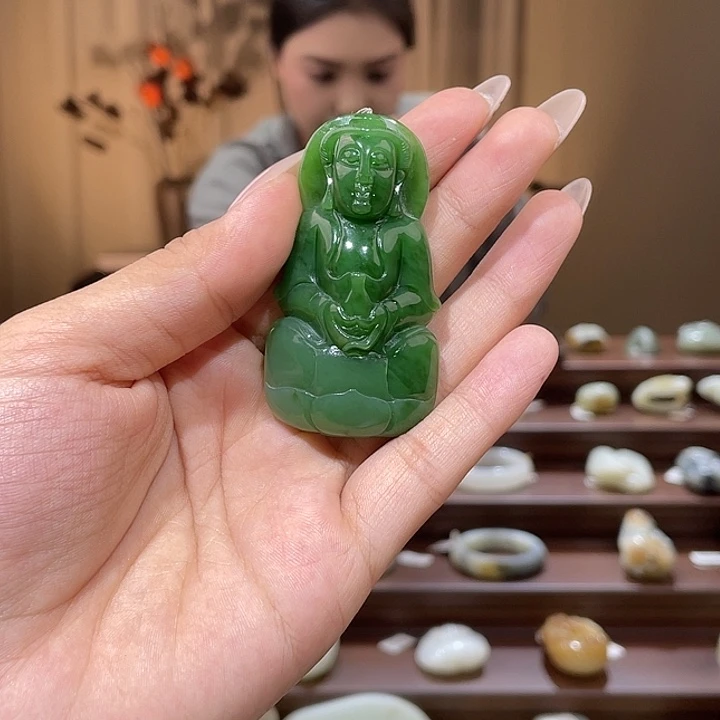 颈饰未镶嵌和田玉（碧玉）观音挂件