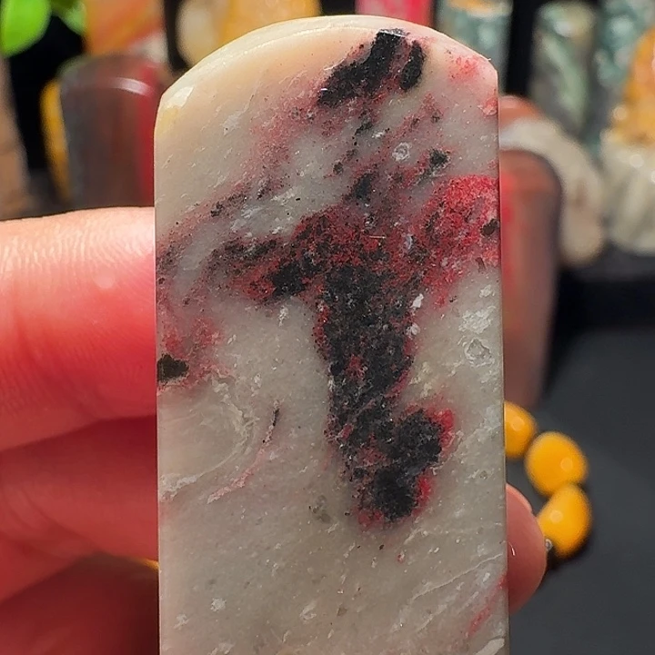 昌化鸡血石昌化鸡血石