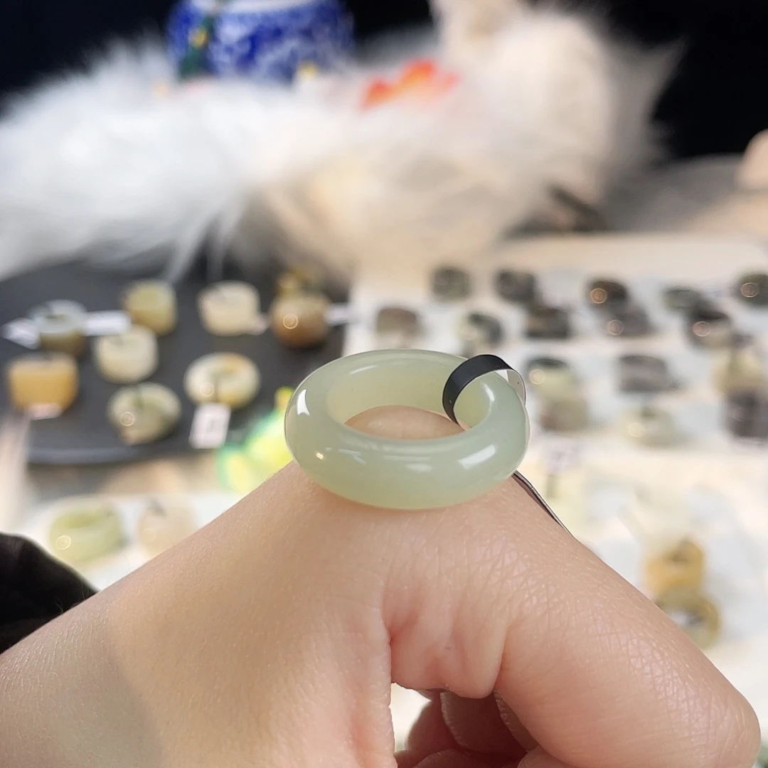 B***1和田玉未镶嵌戒指c80奶蓝泥鳅背16.3