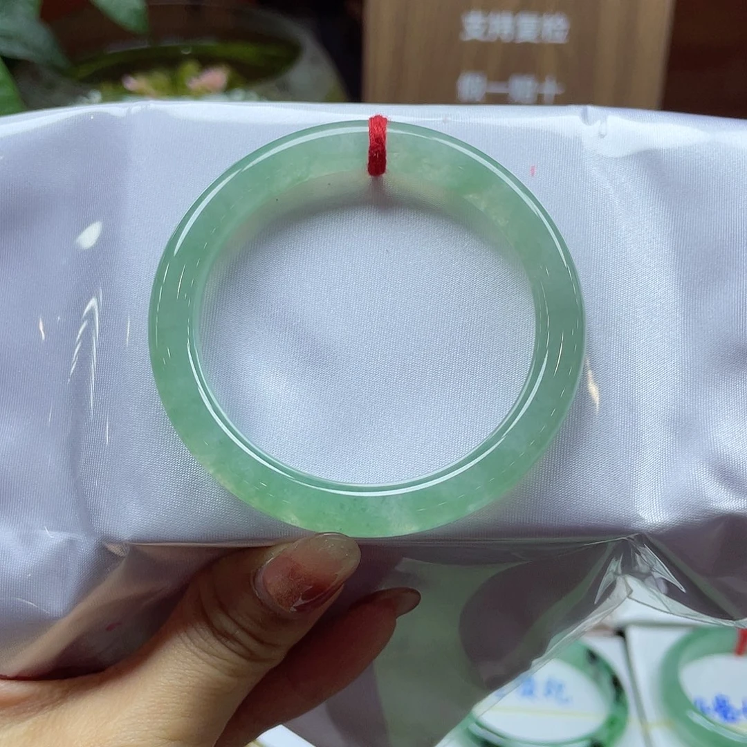 翡翠手镯未镶嵌82 号链接