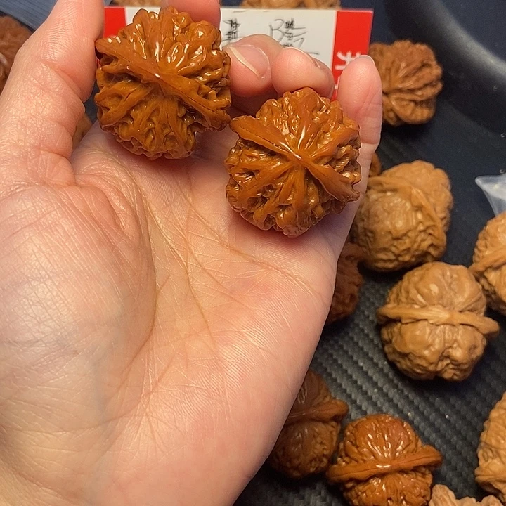 木质类35灯笼。