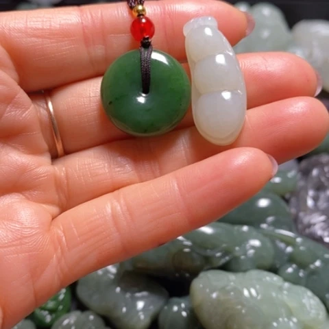 未镶嵌和田玉（糖玉）珠宝奇石