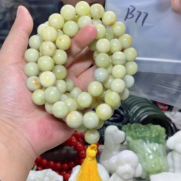蛇纹石玉颈饰未镶嵌o****o