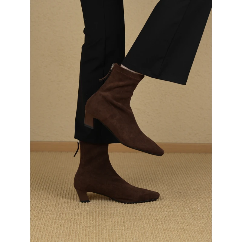 nnmiss·34-40/4cm极简复古风绒面瘦瘦靴百搭小方头后拉链粗跟短靴