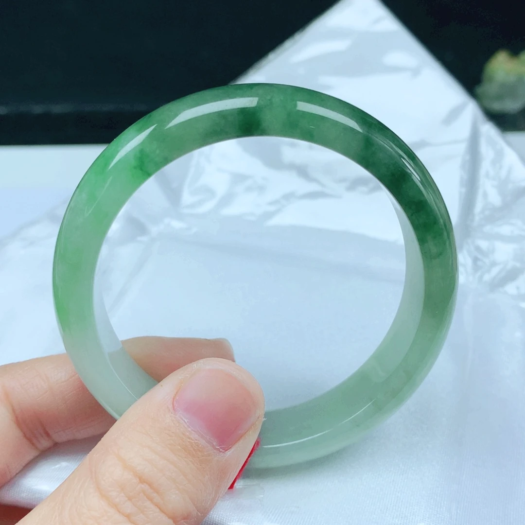 未镶嵌手镯翡翠52