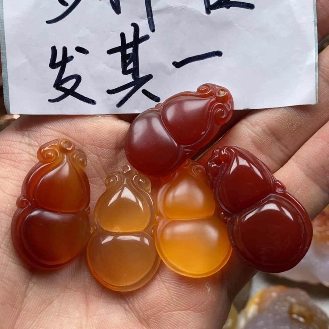 玛瑙/玉髓未镶嵌颈饰