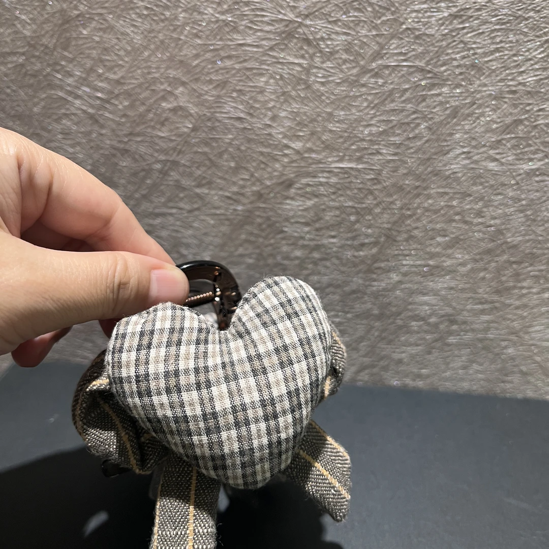 爱心布艺日韩森系抓夹女卡通风简约风发夹气质轻奢秋冬头饰