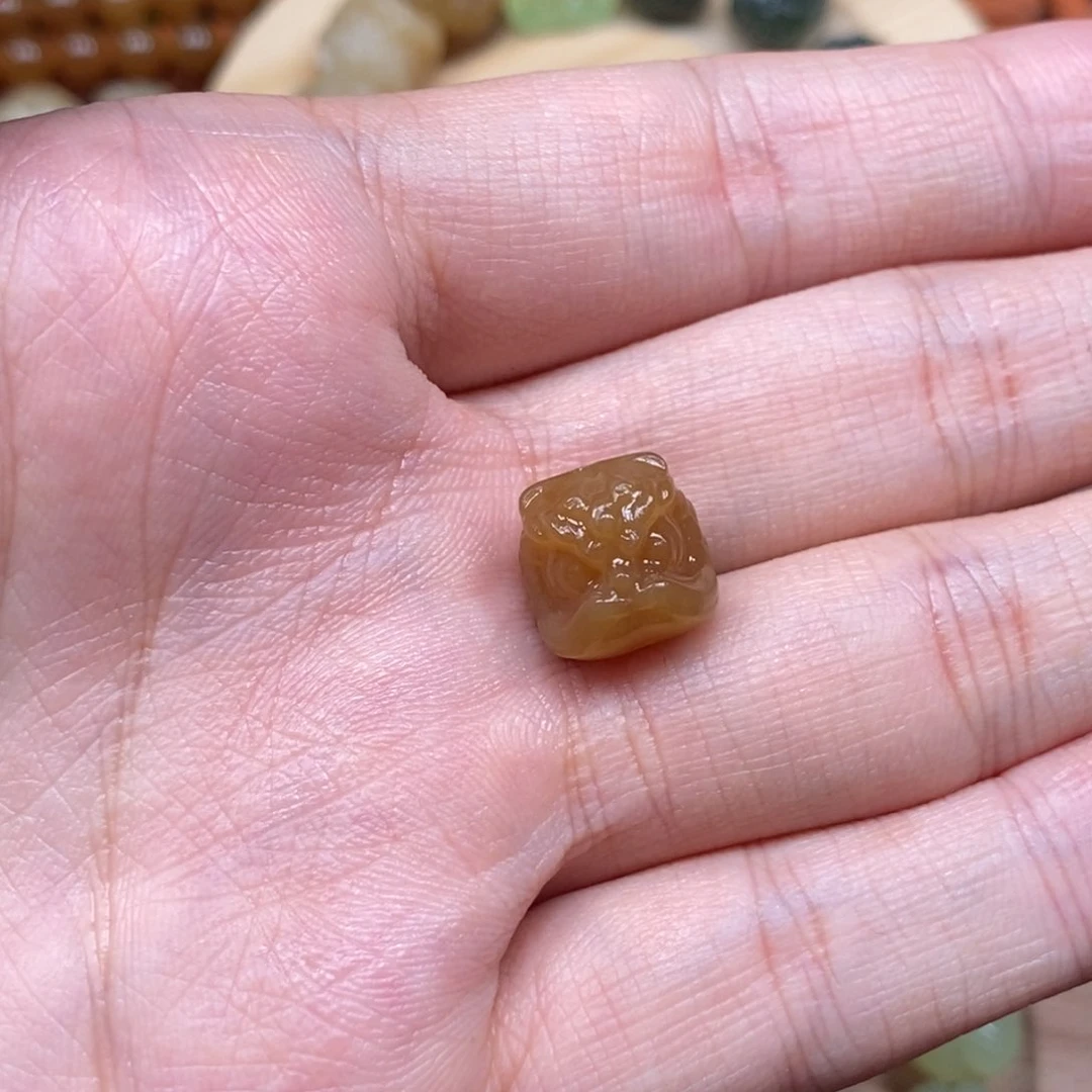 和田玉（糖玉）未镶嵌颈饰?****࿐