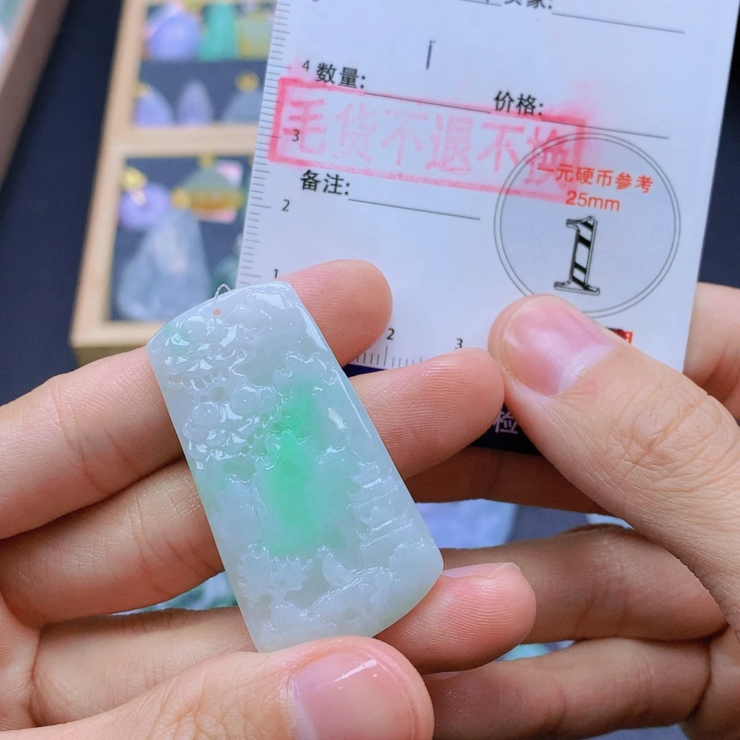 翡翠未镶嵌颈饰翡翠