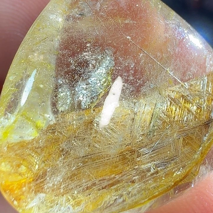 未镶嵌颈饰水晶龖