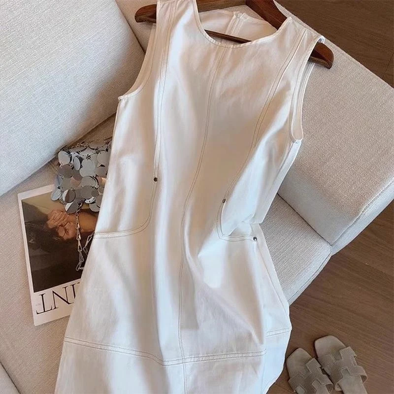 高级感白色明线无袖背心连衣裙女2025夏大码胖mm气质显瘦a字短裙