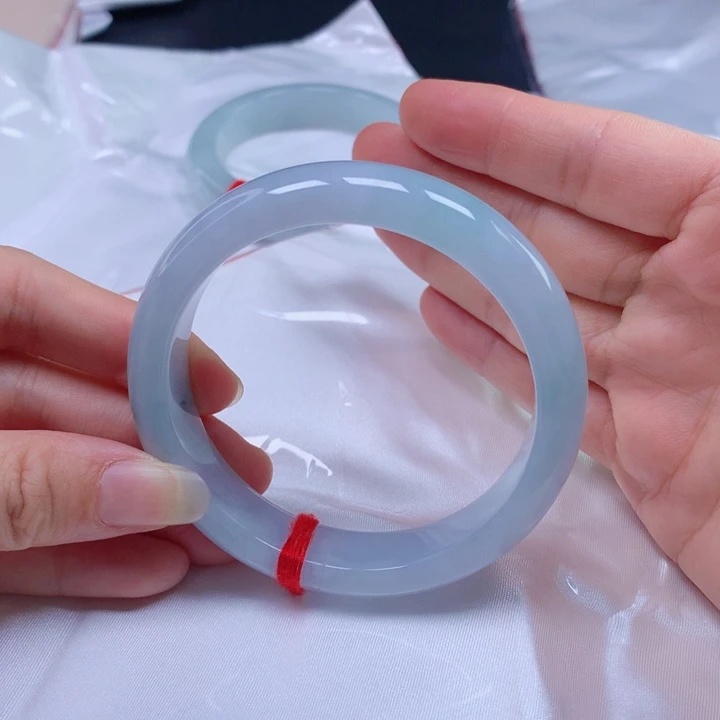 翡翠手镯未镶嵌用****7圈口575858685