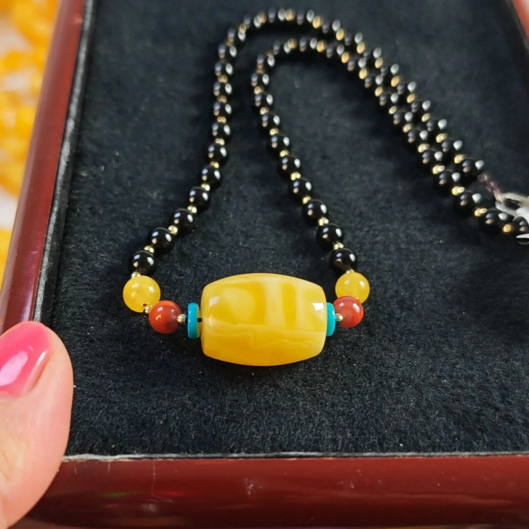 蜜蜡吊坠(赠链)未镶嵌锁骨链