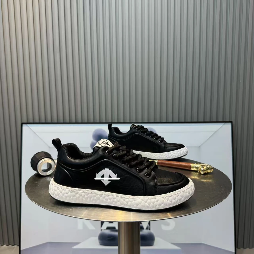 时尚鞋子秋季时尚休闲鞋平跟舒适低帮男士