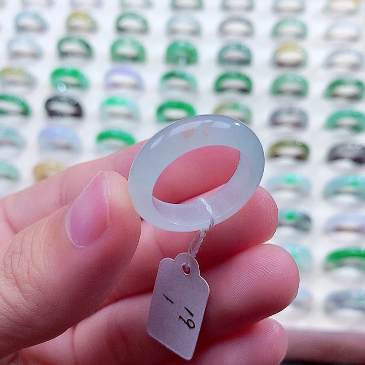 翡翠未镶嵌戒指19号