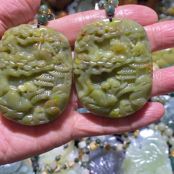 岫玉岫玉吊坠未镶嵌