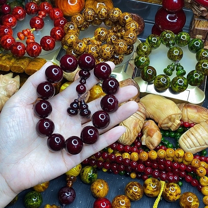 松木琥珀木文玩手串