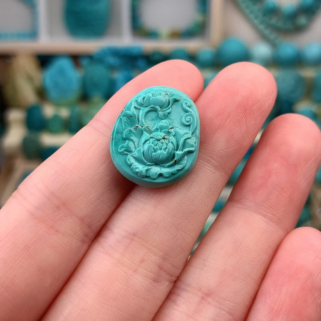 未镶嵌绿松石珠宝奇石