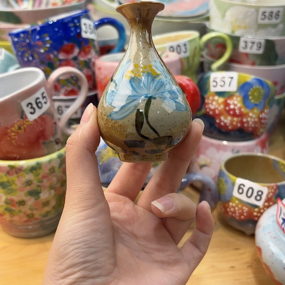 瓷片兔兔盖茨。兔兔