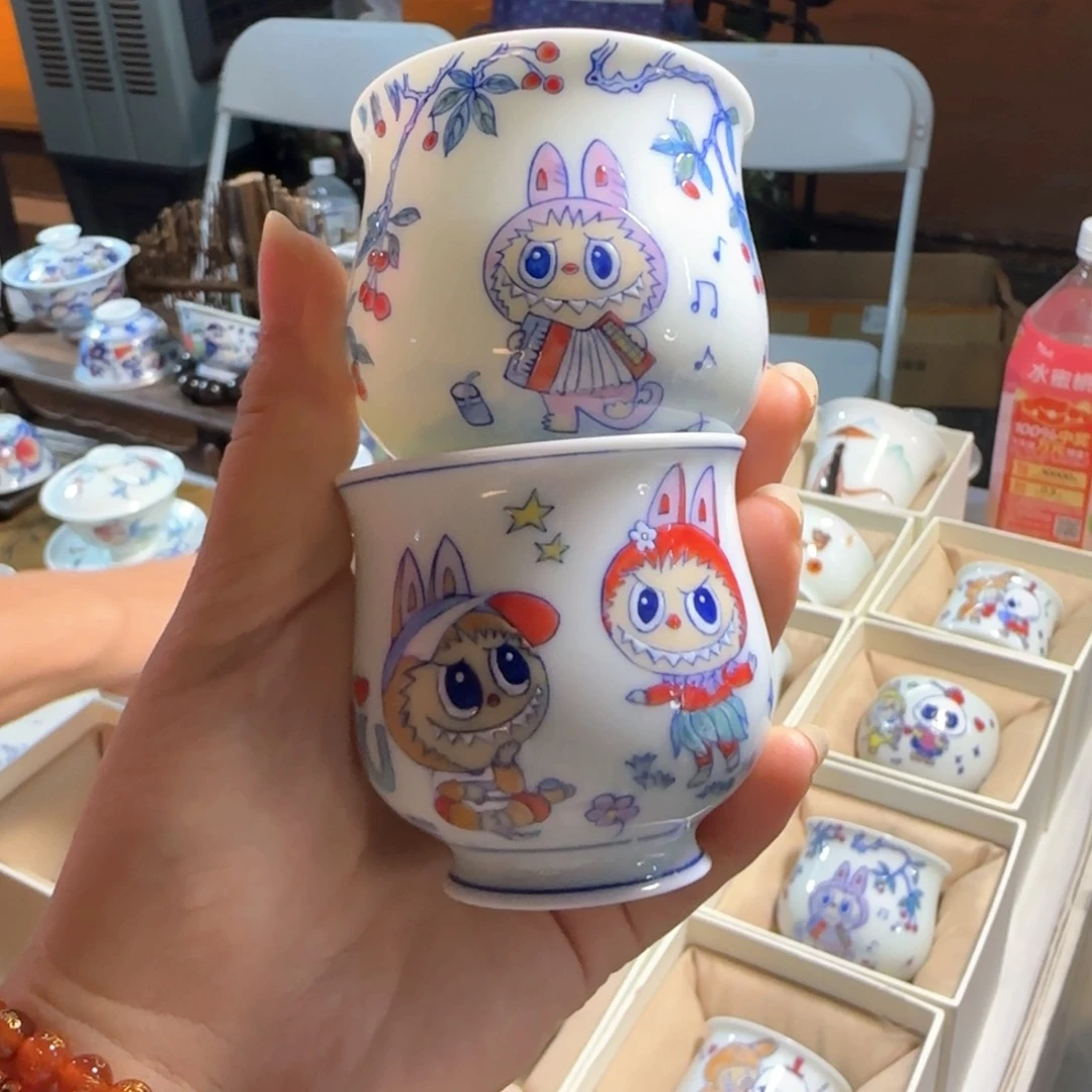小***儿景德镇青花斗La布彩主人杯
