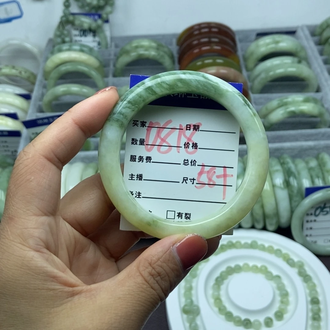 未镶嵌蛇纹石玉手链