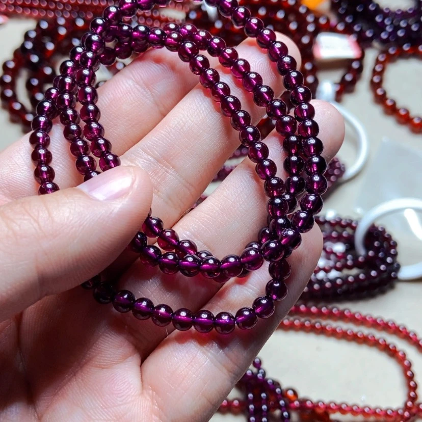 【闪购商品】未镶嵌手链石榴石（紫牙乌）