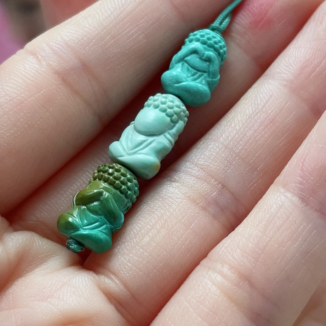 绿松石颈饰未镶嵌