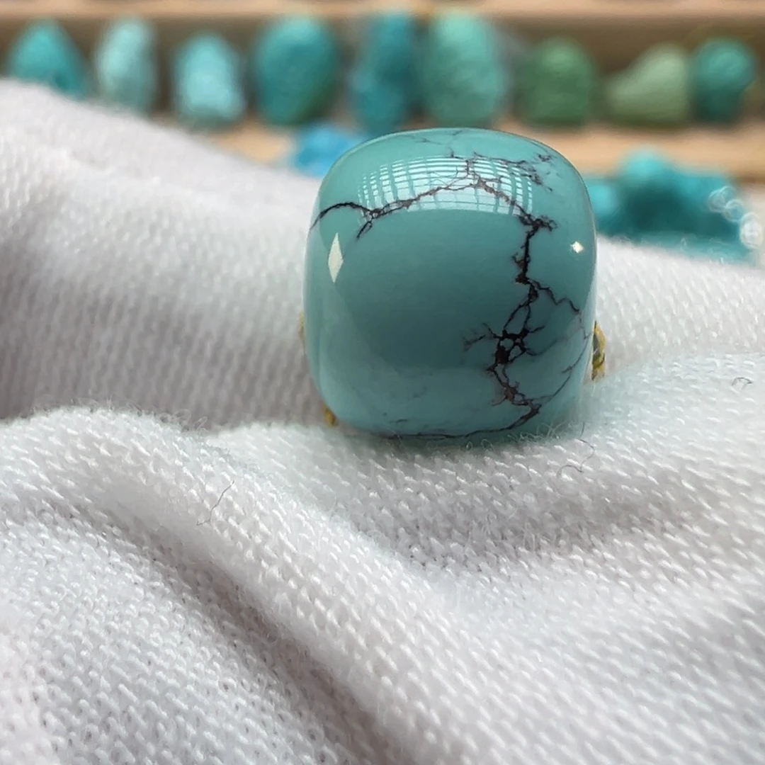 绿松石未镶嵌配饰9.4×8.3