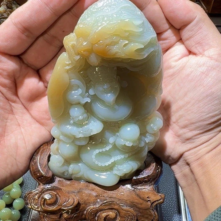 未镶嵌和田玉摆件