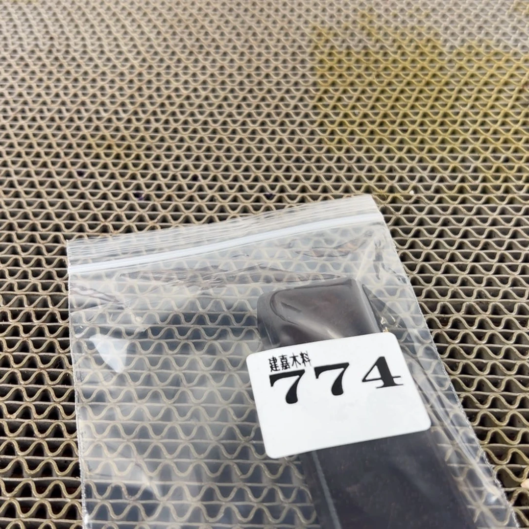 @***哥木木料一物一拍木料