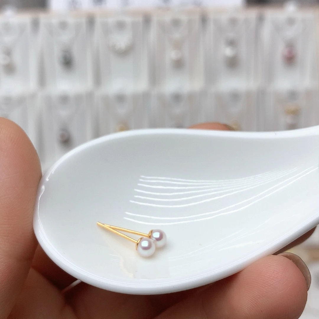 银S925镶嵌淡水珍珠耳饰