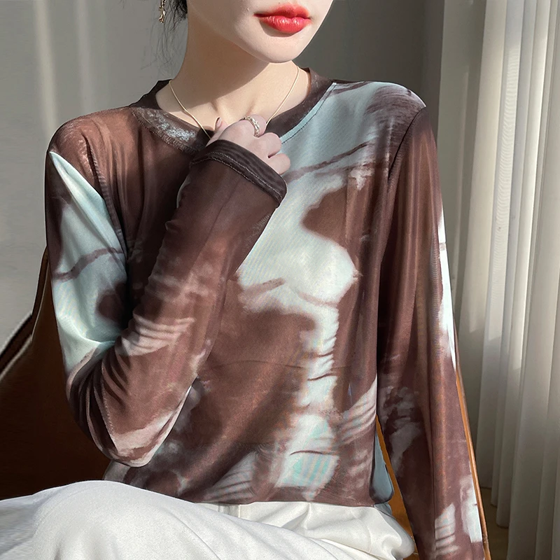 女士圆领网纱透气印花T恤  咖啡