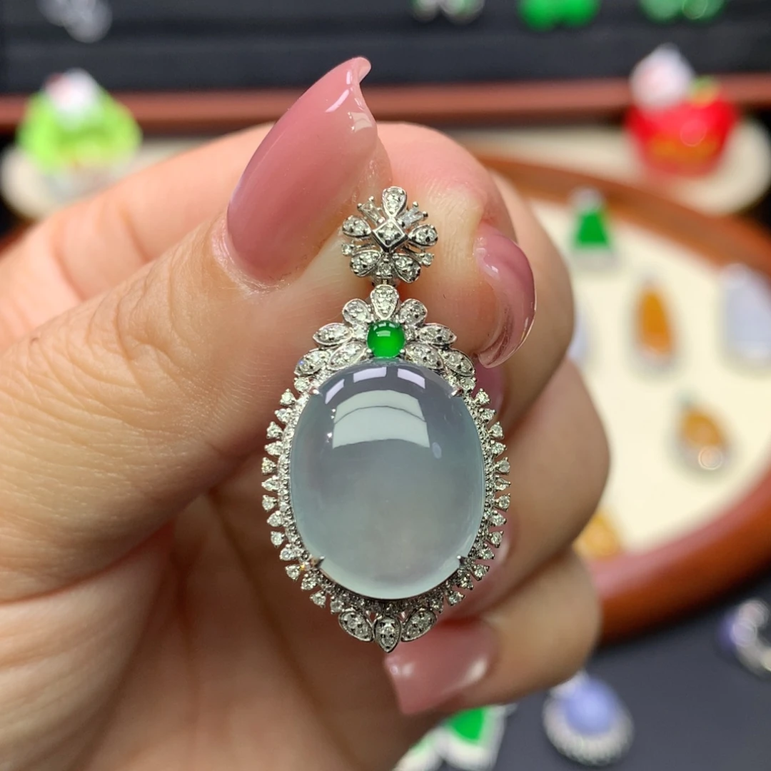 翡翠18K金镶嵌吊坠(不含链)