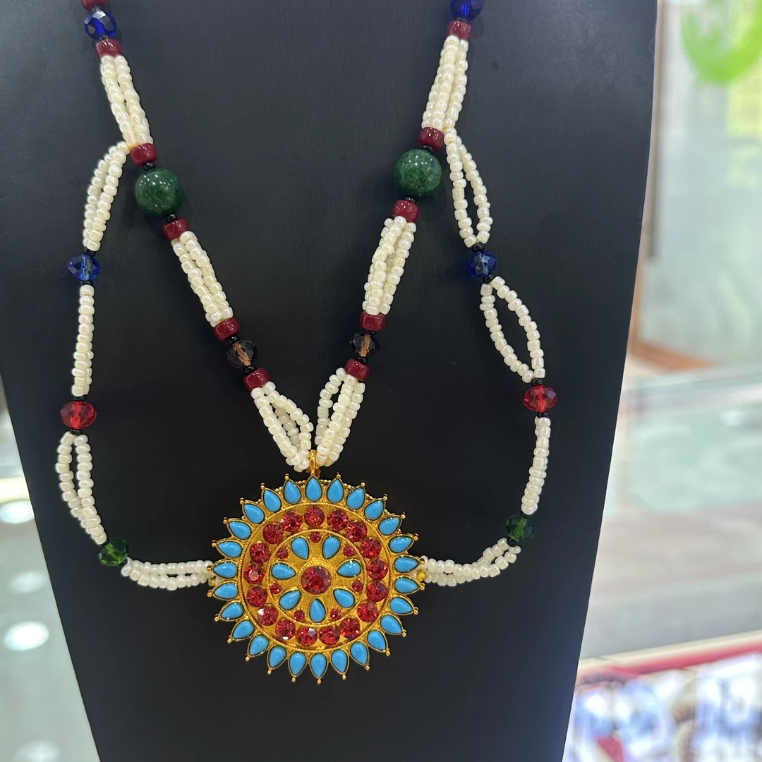 铜合金亚克力项链 新款口。